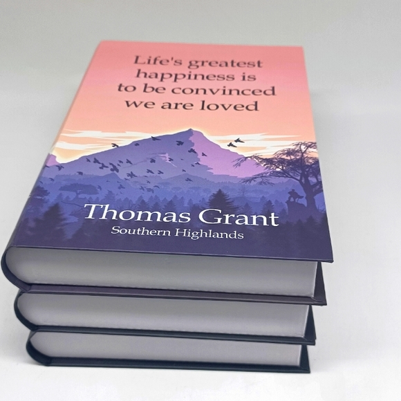 Southern Highlands 3 Pcs Decorative Hardcover Books for Home Decor New in Box - Picture 5 of 10